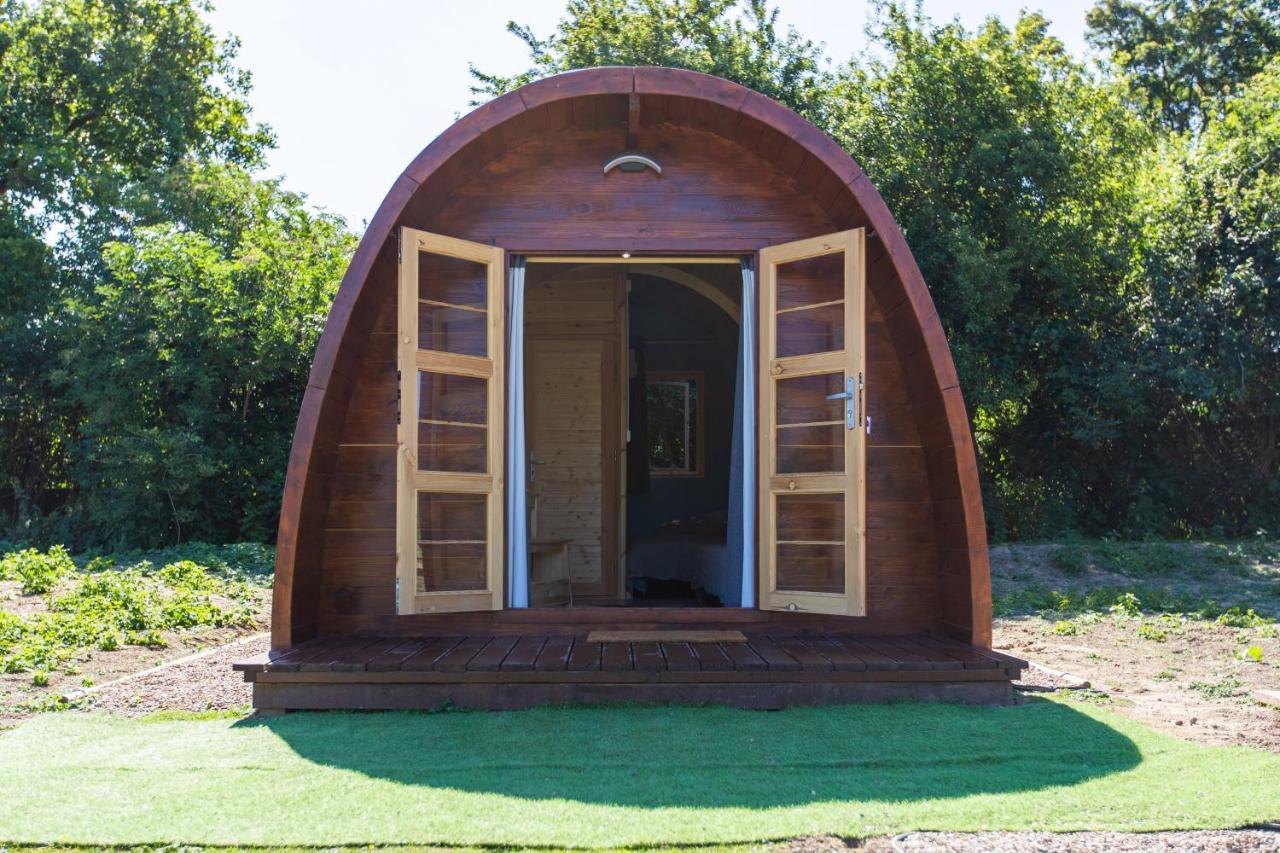 Hotel The Woolpack Glamping Maidstone Exteriér fotografie